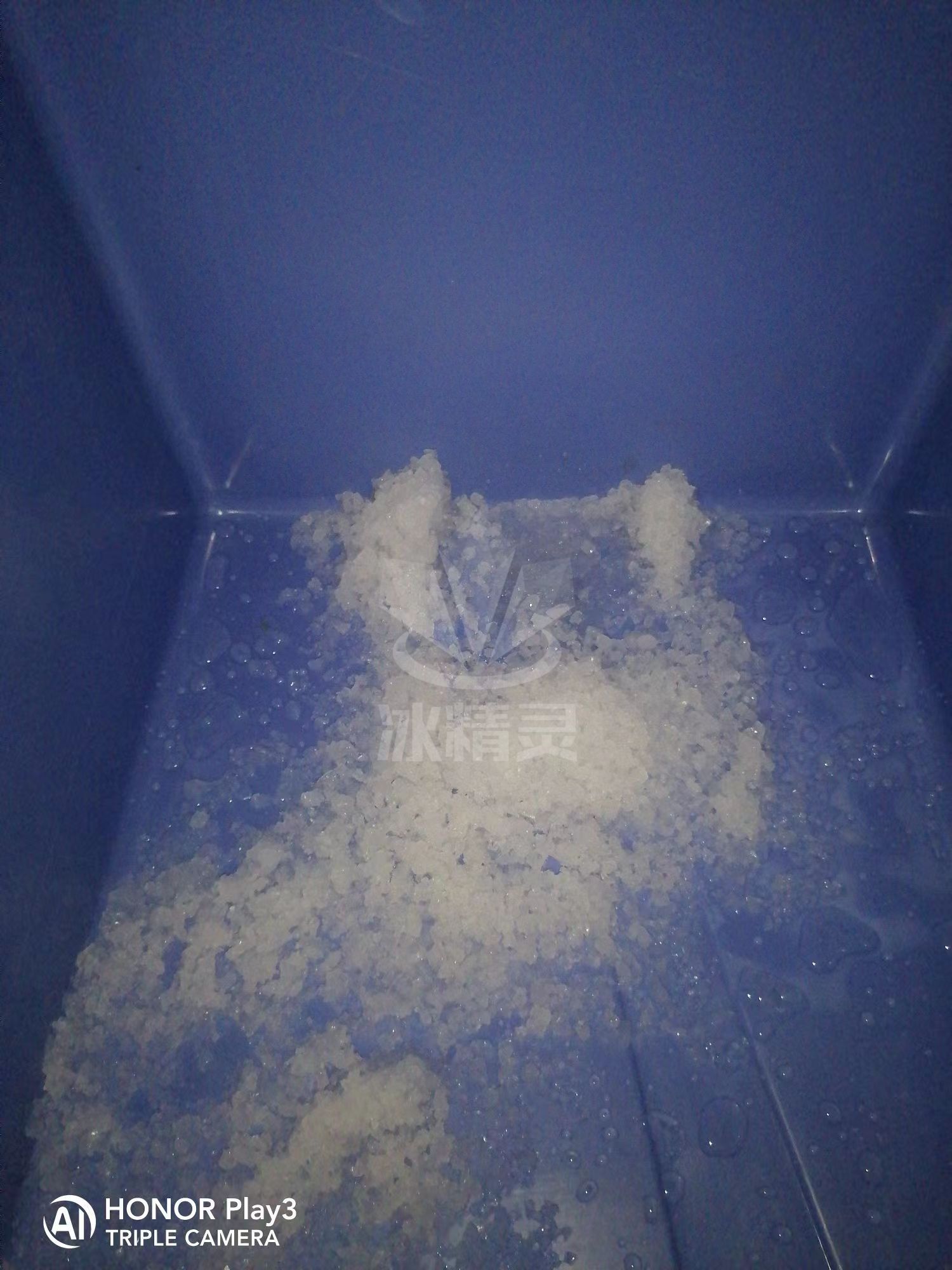 200公斤雪花制冰機(jī)已交付四川省成都《明芳居》